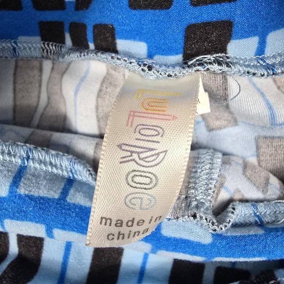 Lularoe OS One Size Leggings Two‎ Tone Blue Black Piano Keyboard Keys - Picture 5 of 8